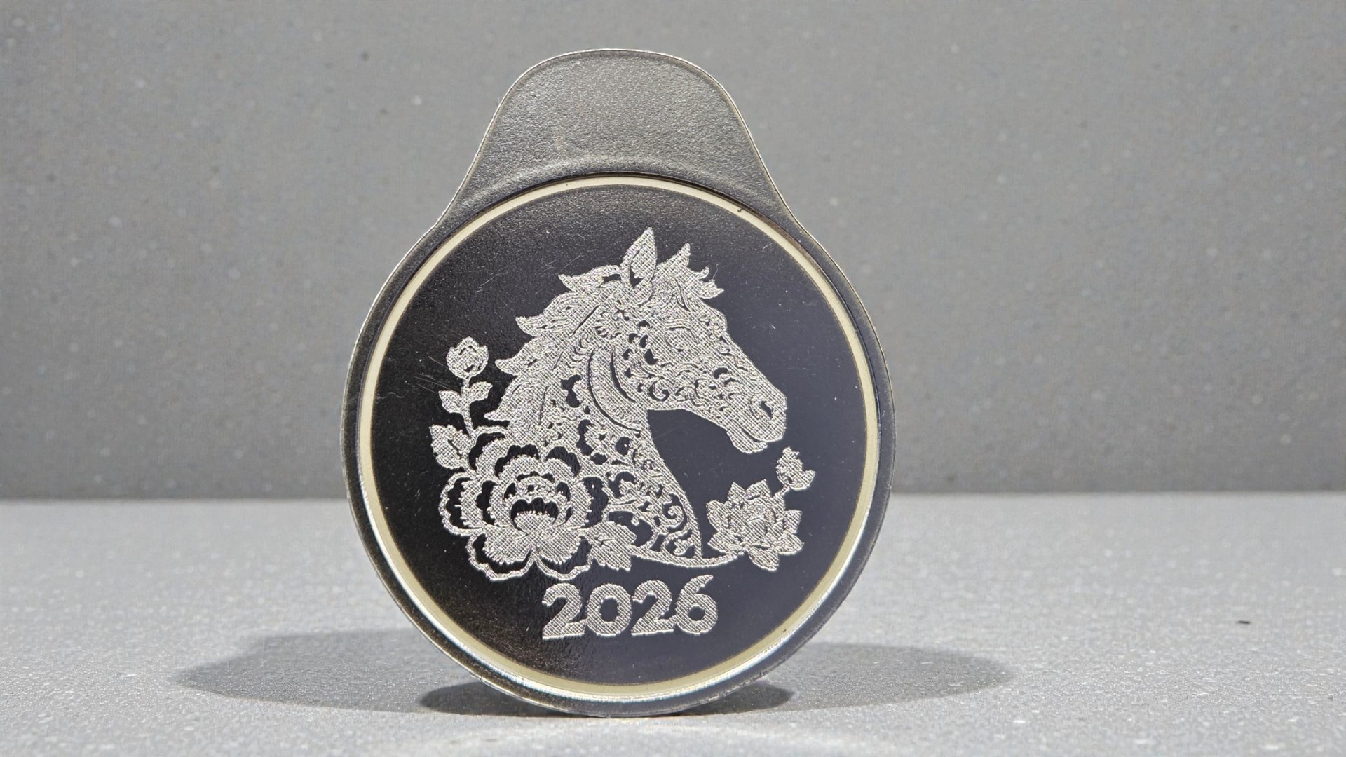 2026 병오년의 기운을 담은 1온스 순은 마패 컬렉션